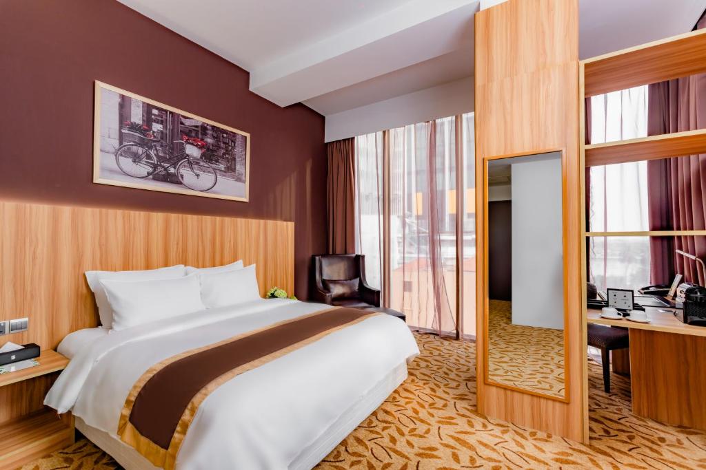 bay hotel